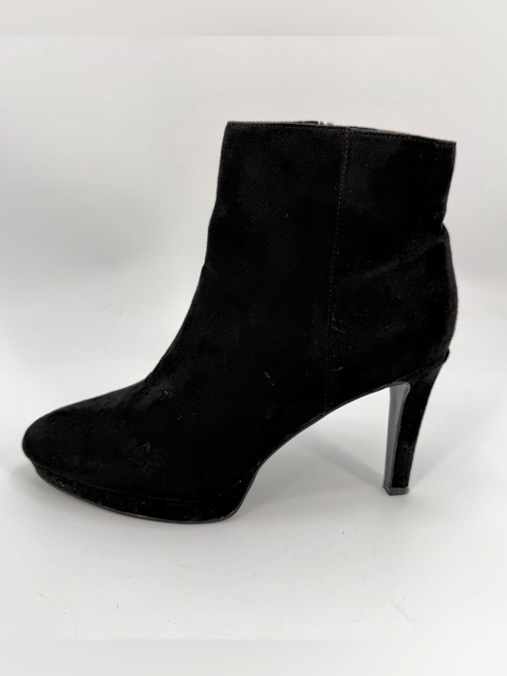 Tahari Boots Womens 8.5 M Shelby Black Sueded HIgh Heel Platform Ankle Bootie